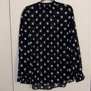 NWT Torrid Black and White Polka Dot Sheer Chiffon Mock Neck Blouse, Size 2